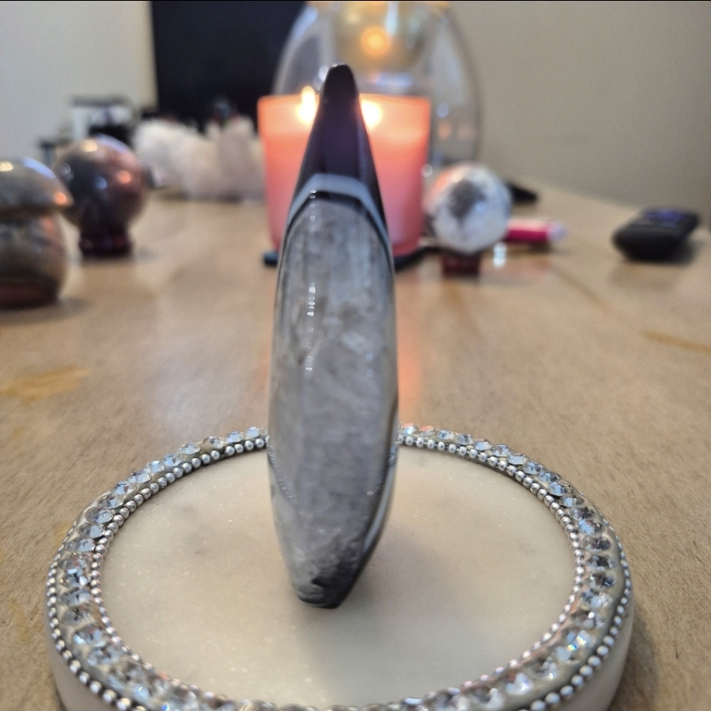 Natural Black Sardonyx Stand-up Freeform Crystal #1 - Picture 5 of 8